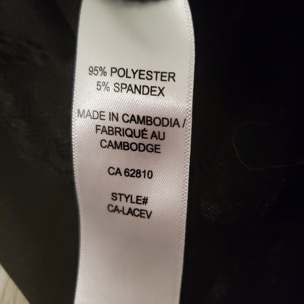 **FREE with purchase!**Ricki's stretchy cami - Picture 4 of 4